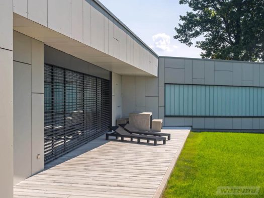 Haus mit Raffstore