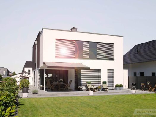 Haus mit Raffstore